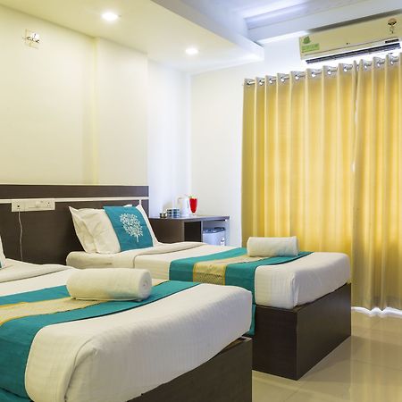Hotel Sm Regency Kochi Exterior photo